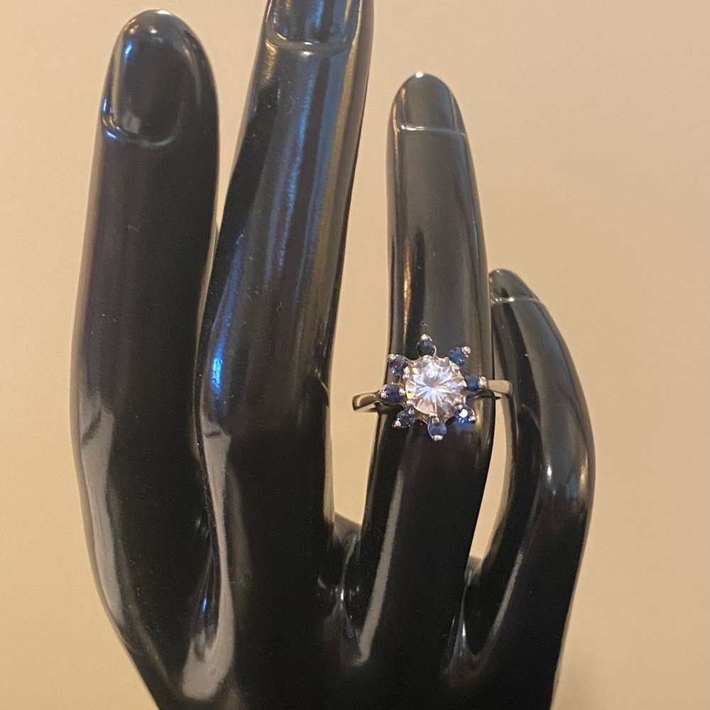 14k White Gold Real Sapphire w/ Clear Stone Ring